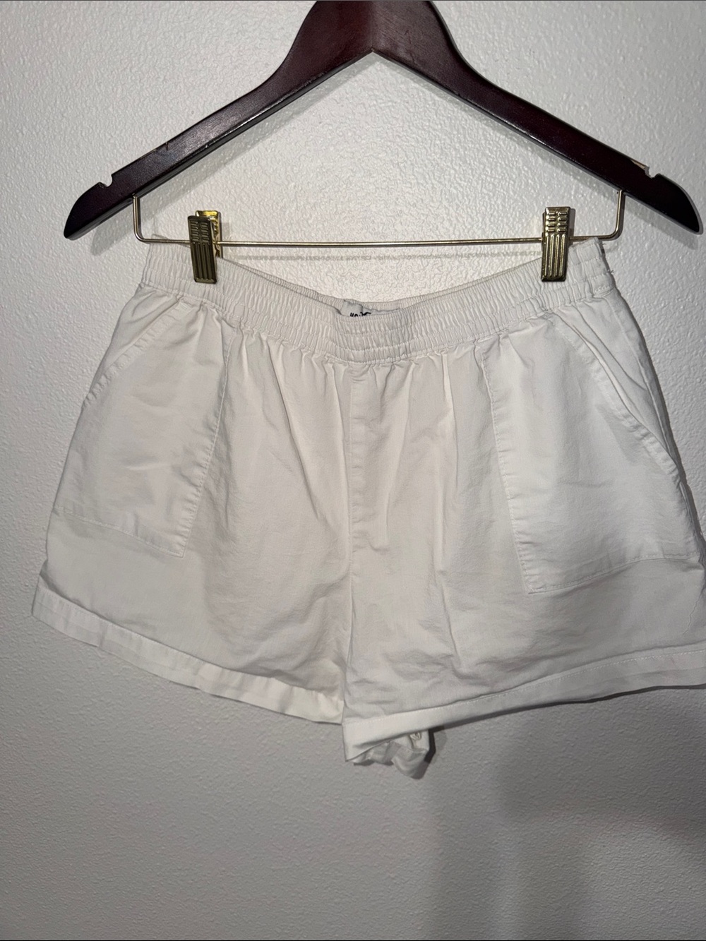 Hollister White Elastic-Waist Casual Shorts